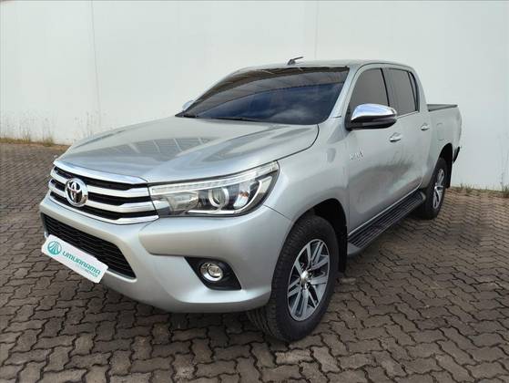 TOYOTA HILUX 2.8 SRX 4X4 CD 16V DIESEL 4P AUTOMÁTICO
